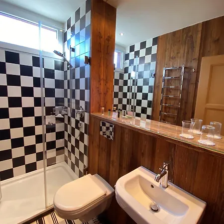 B L A C K B I R D V E R B I E R Tres Rare Et Exclusif Penthouse De 160 M2 דירה