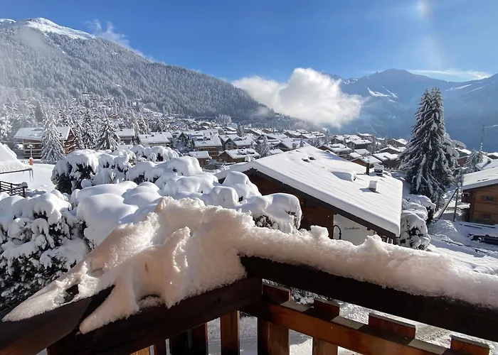 شقة B L A C K B I R D V E R B I E R Tres Rare Et Exclusif Penthouse De 160 M2 فيربير