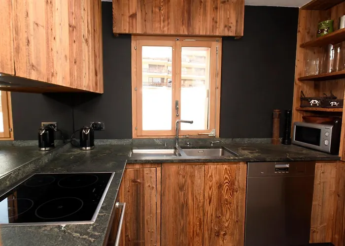 شقة B L A C K B I R D V E R B I E R Tres Rare Et Exclusif Penthouse De 160 M2